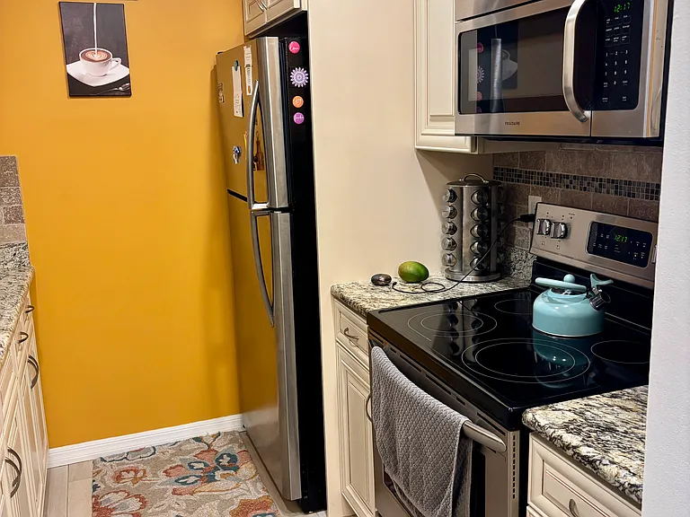 130 Doolen Ct #206 — Photo 8
