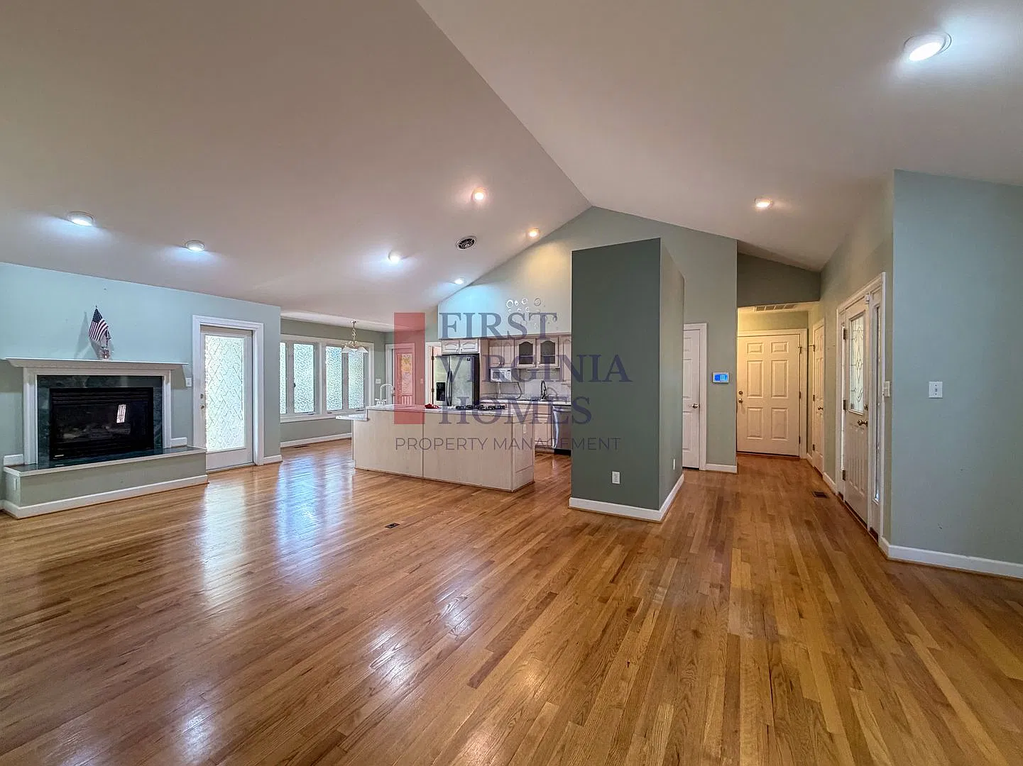 Move in Ready Lake Monticello Home 3bed/2.5bath — Photo 4