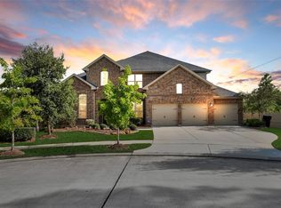 8102 Spreadwing St, Conroe, TX 77385