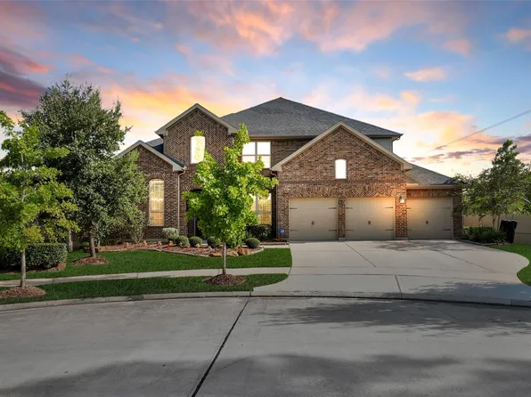 8102 Spreadwing St, Conroe, TX 77385