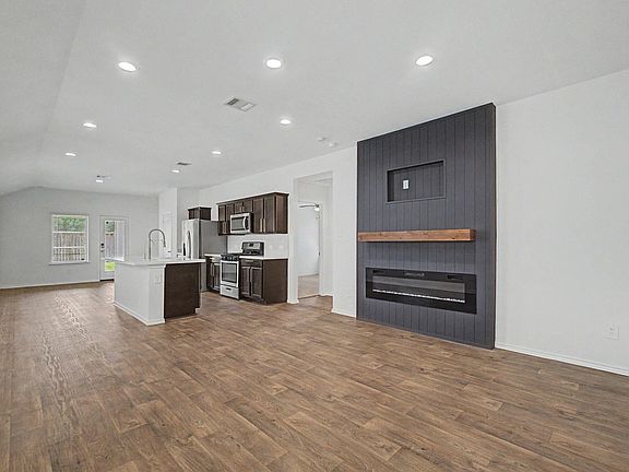 5th image of 14489 Valley Ridge Dr
