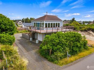 550 Sand Dune Ave SW, Ocean Shores, WA 98569