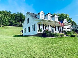 47 Regal Oaks, Barboursville, WV