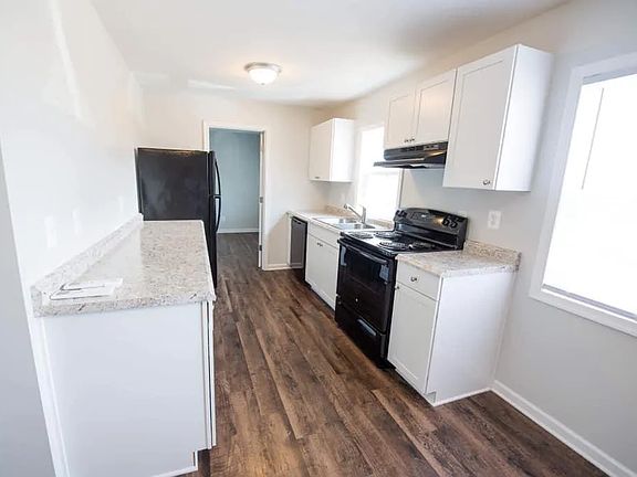 3rd image of 22880 Dement Ln Unit 2