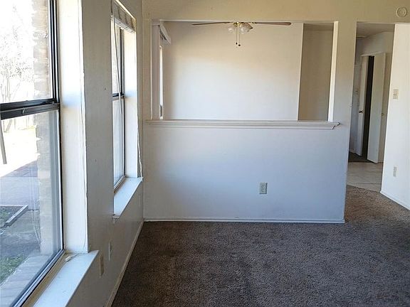 4th image of 2742-2744 Sunset Strip Ave #2742