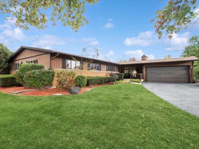 5441 S Edgewood Ave, La Grange Highlands, IL, 60525