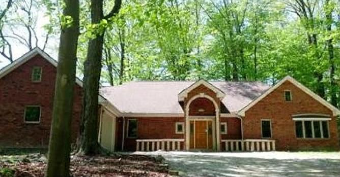 1st image of 26701 Holly Hill Dr