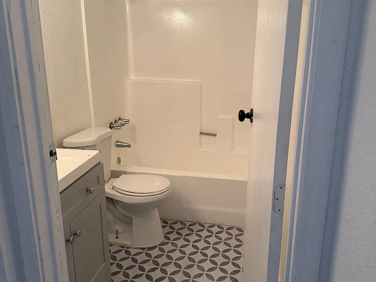 1233 Paseo Chubasco — Photo 6