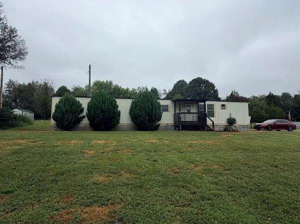 125 Deerfield Ln, Statesville, NC 28677