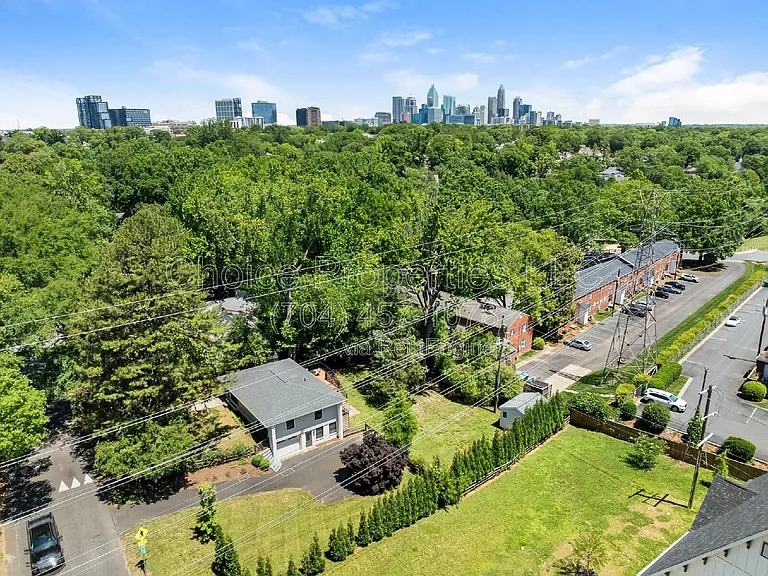 611 Poindexter Dr — Photo 36