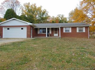 140 Jackson Ln, Hanover, IN 47243