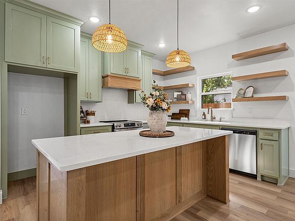 5th image of 1115 Campbelton St