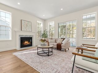 Regency At Glen Ellen, Millis, MA 02054