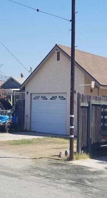 2nd image of 7571 Roosevelt Ave