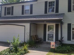 3801 Nottingham Dr, Fort Wayne, IN 46815