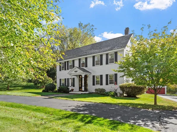 643 Harvard Rd, Lancaster, MA 01523