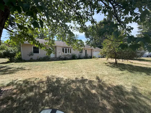 1307 Park Rd, Bloomington, MN 55425