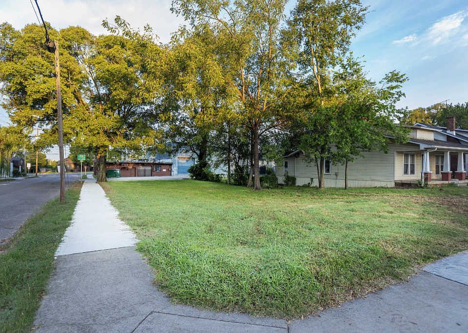 2nd image of 1201 Joseph Ave