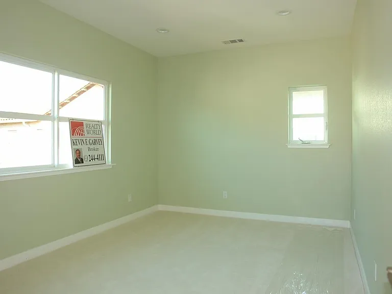830 Civic Center Dr — Photo 14