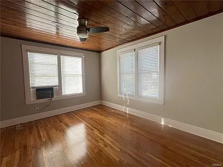 423 Magnolia St — Photo 22