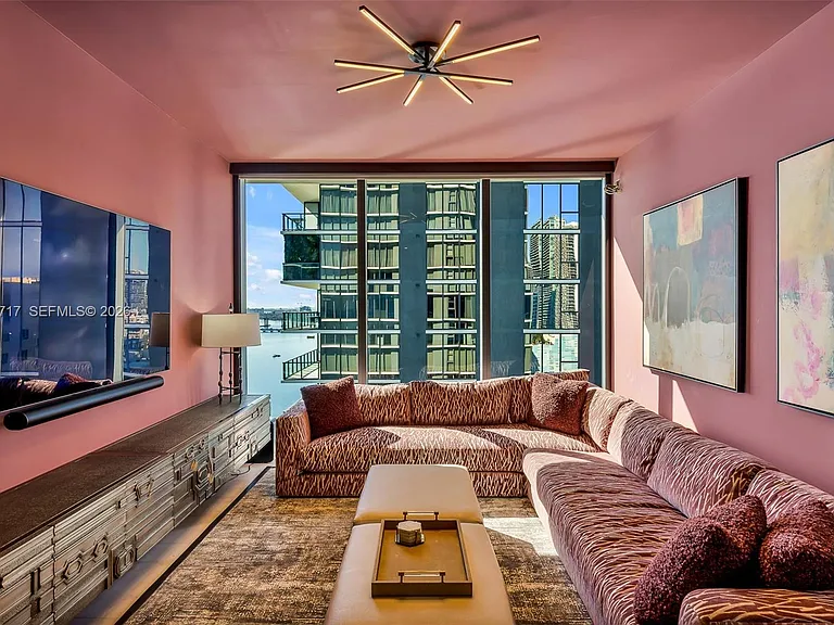 700 NE 24th St #1507 — Photo 70