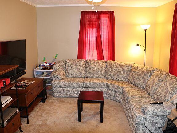 4th image of 125 Dawson Ln
