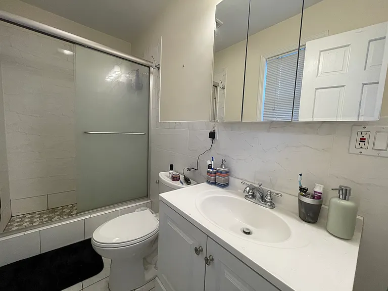 69 Fairbanks St #2 — Photo 5