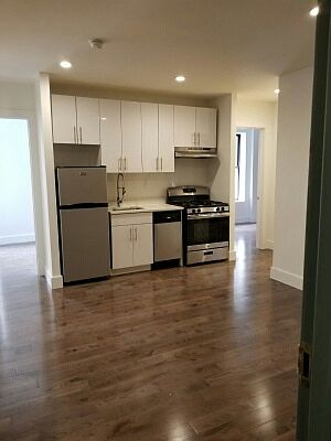 2nd image of 2 Saint Nicholas Ave #6