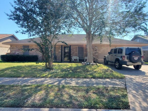 2010 S Palm Ct