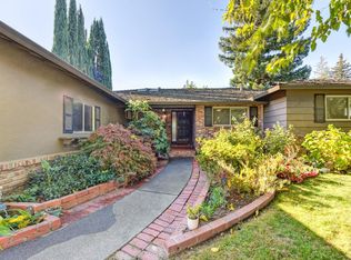 1048 Woodshire Way, Sacramento, CA 95822