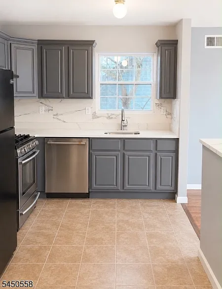 3 bed, 2.0 bath, $3,000 — Photo 4