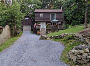 15 N Shore Rd, Petersburgh, NY 12138