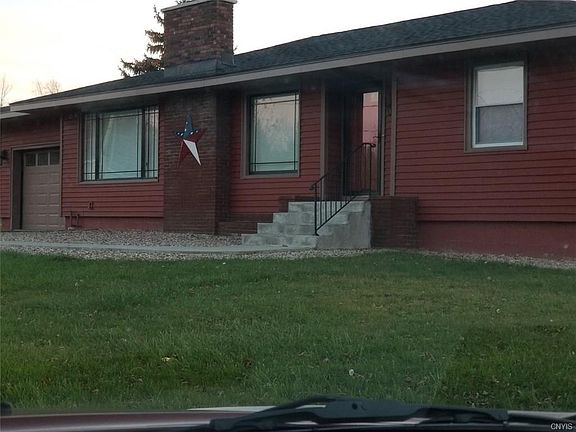 2nd image of 8609 Peck St