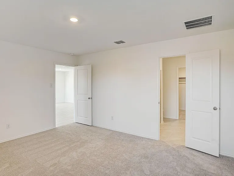 2817 Watchpoint Rd — Photo 29