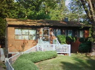 1944 Richmond Ave, Woodbridge, VA 22191