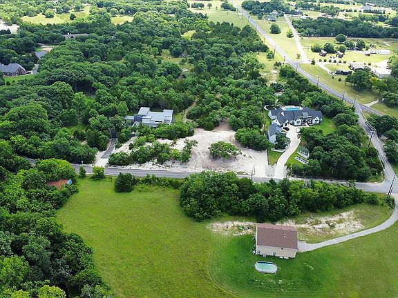 2nd image of 4534 County Road 340
