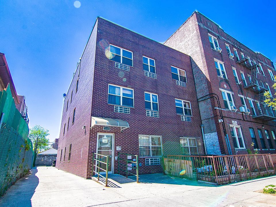 1st image of 140 Avenue O APT 2R