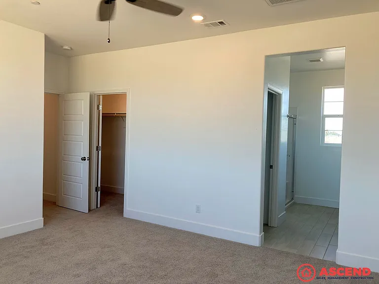 9734 Cotton Creek Dr — Photo 12