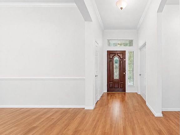 4th image of 2214 Lashley Ct