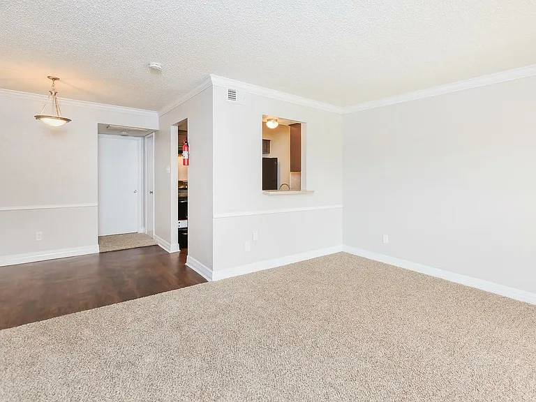 Villas At Braeburn — Photo 48