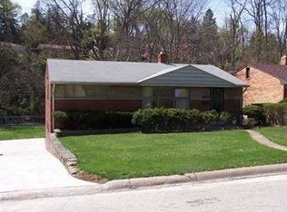 5126 Colewood Dr, Pittsburgh, PA 15236