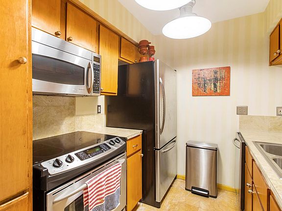 3rd image of 8429 Hearth Dr APT 3