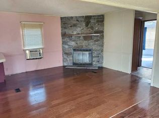 13089 Kevin Ln, Chardon, OH 44024