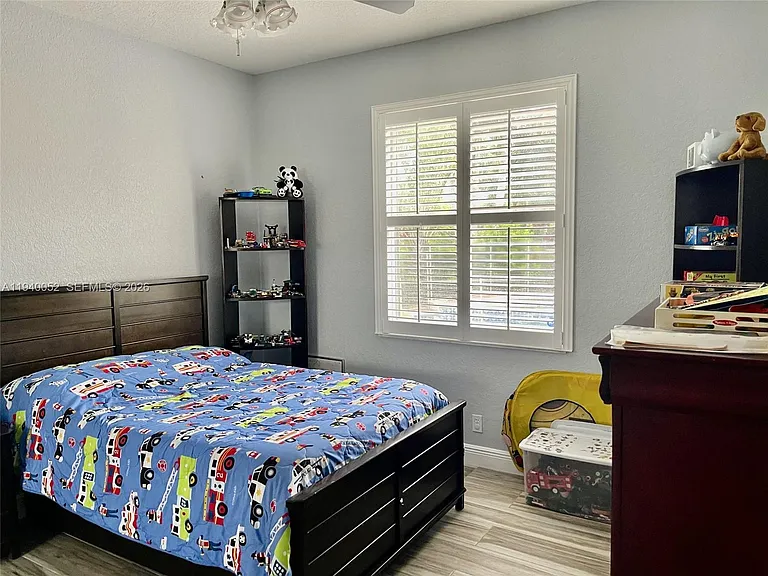12841 Country Glen Dr — Photo 8