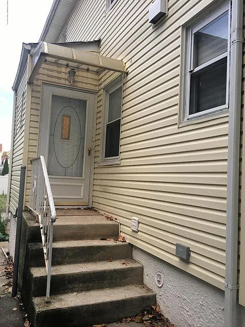 Reid Ave, Staten Island — Photo 2