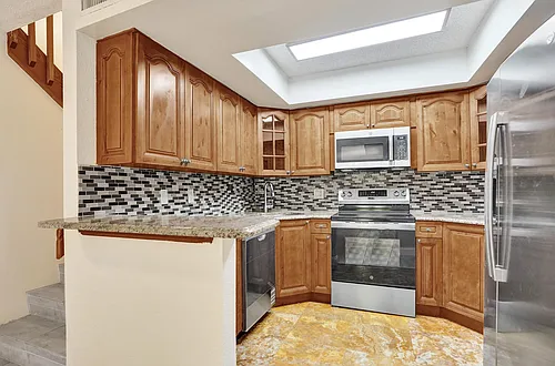 4260 Village Dr Photo 1