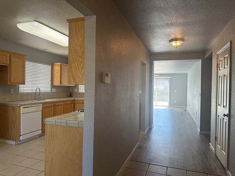 7742 McBride Way — Photo 5