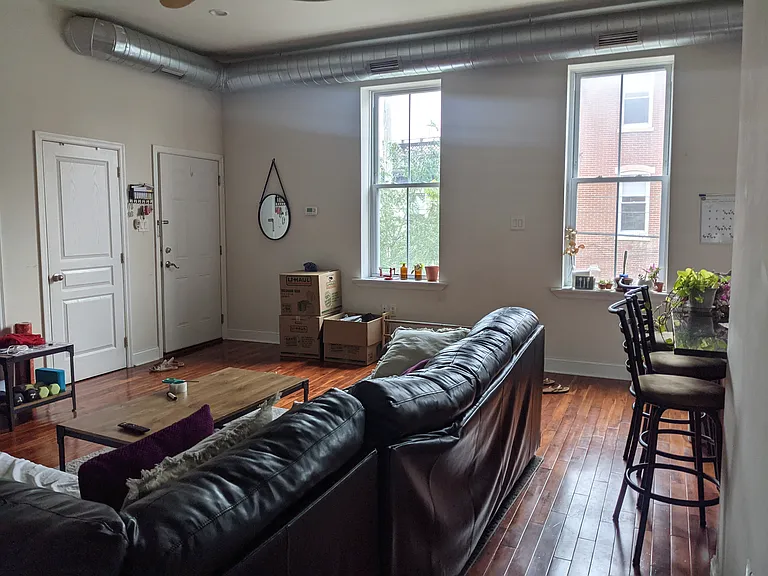 2054-south-st-1-2-2