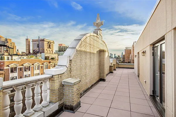 Sold by Halstead Real Estate | media 26