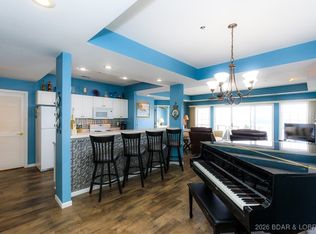 607 E Harbour Towne Dr #607, Lake Ozark, MO 65049